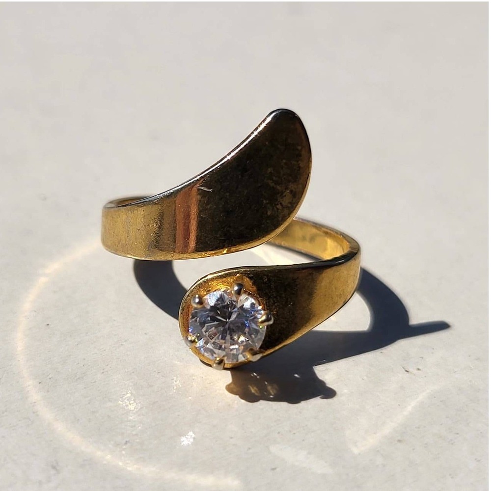 Vintage Gold Tone Bypass Ring S 5.75 Gold Cubic Zirconia Wrap